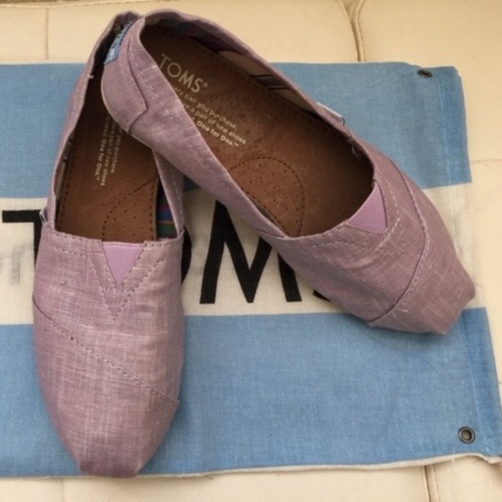 NEW Tom Classic Shoes in Orchid Metallic Linen Sz6
